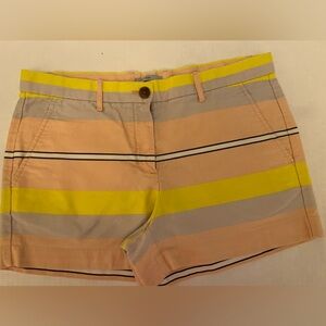 GAP LADIES SHORTS SIZE 6 MULTI-COLORED
